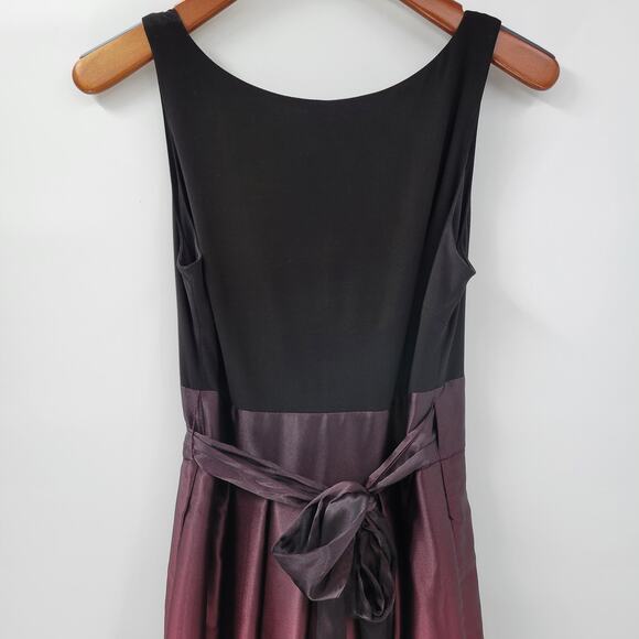 SLNY Ombre Satin Wrap Gown Size 10 Black Maroon Formal Maxi Dress Evening - Picture 4 of 16